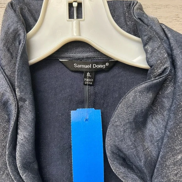 Samuel Dong Shimmering Gray Blouse - Picture 2 of 8